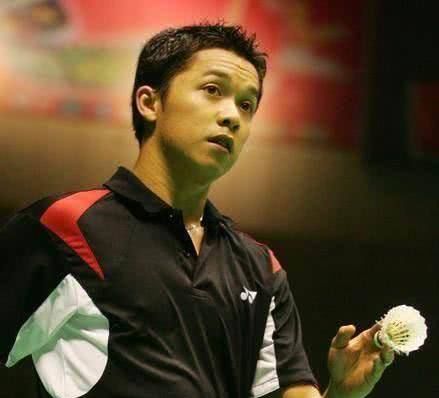 赖于本土球 赖于本土球